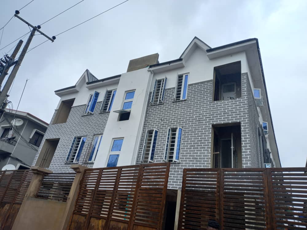 Newly Built 2bedroom apartment in Surulere For Lease